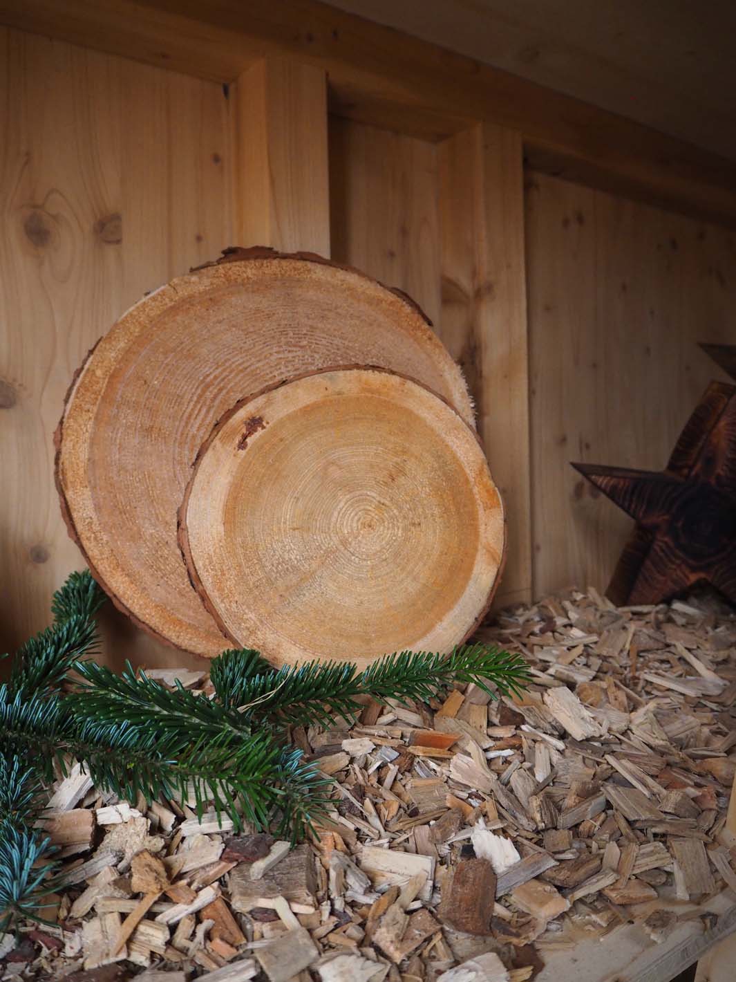Holz Scheiben aus Douglasie oder Eiche in verschiedenen Größen bei Holzwerk Haidt kaufen Holz Scheiben aus Douglasie oder Eiche in verschiedenen Größen bei Holzwerk Haidt kaufen