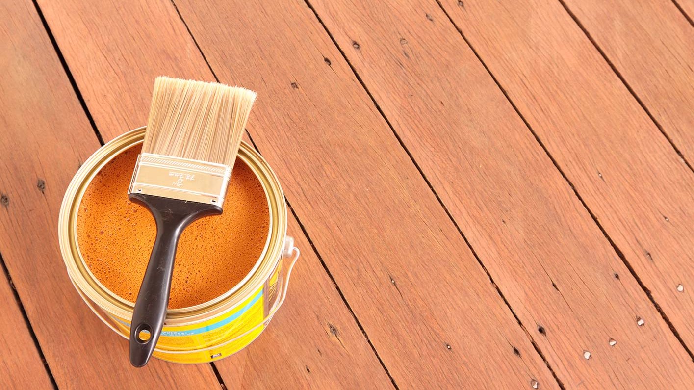 Farbe und Lacke für Holz- und Bodendielen Farbe und Lacke für Holz- und Bodendielen
