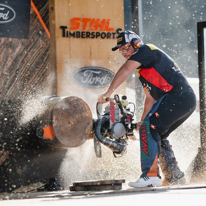 STIHL_TIMBERSPORTS_Danny_Martin_Hot_Saw.jpg